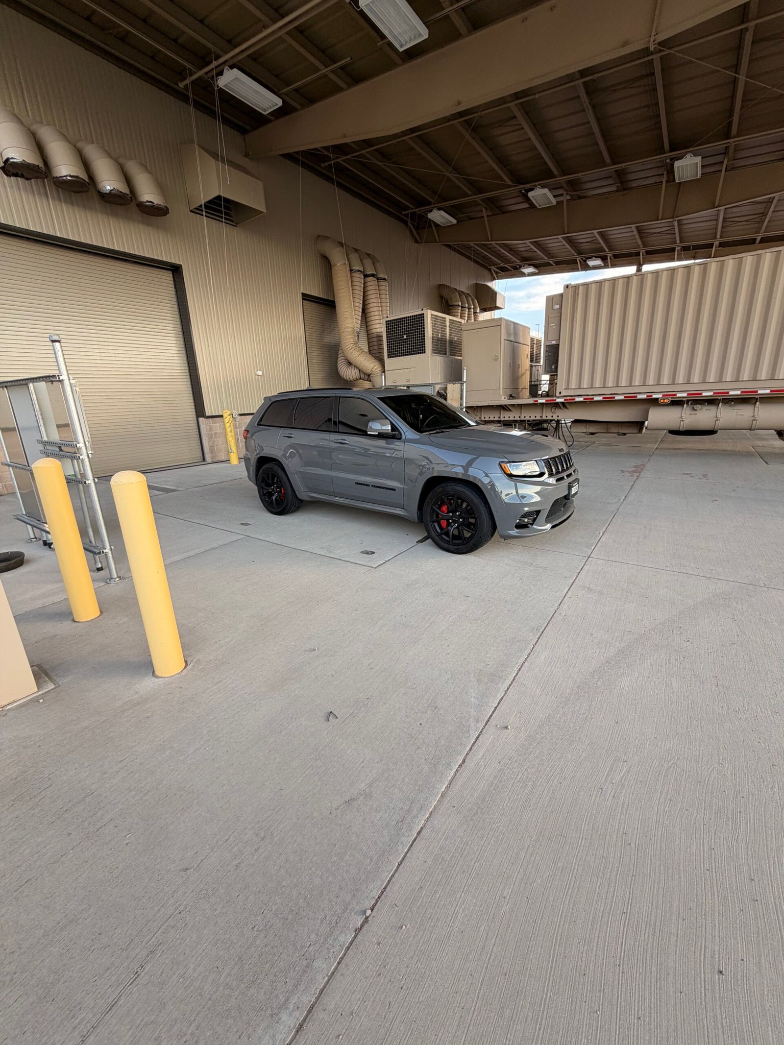Jeep Grand Cherokee SRT side profile industrial setting